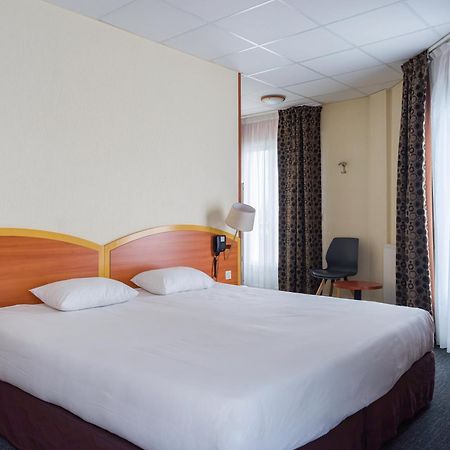 Kyriad Hotel Lamballe Exterior photo