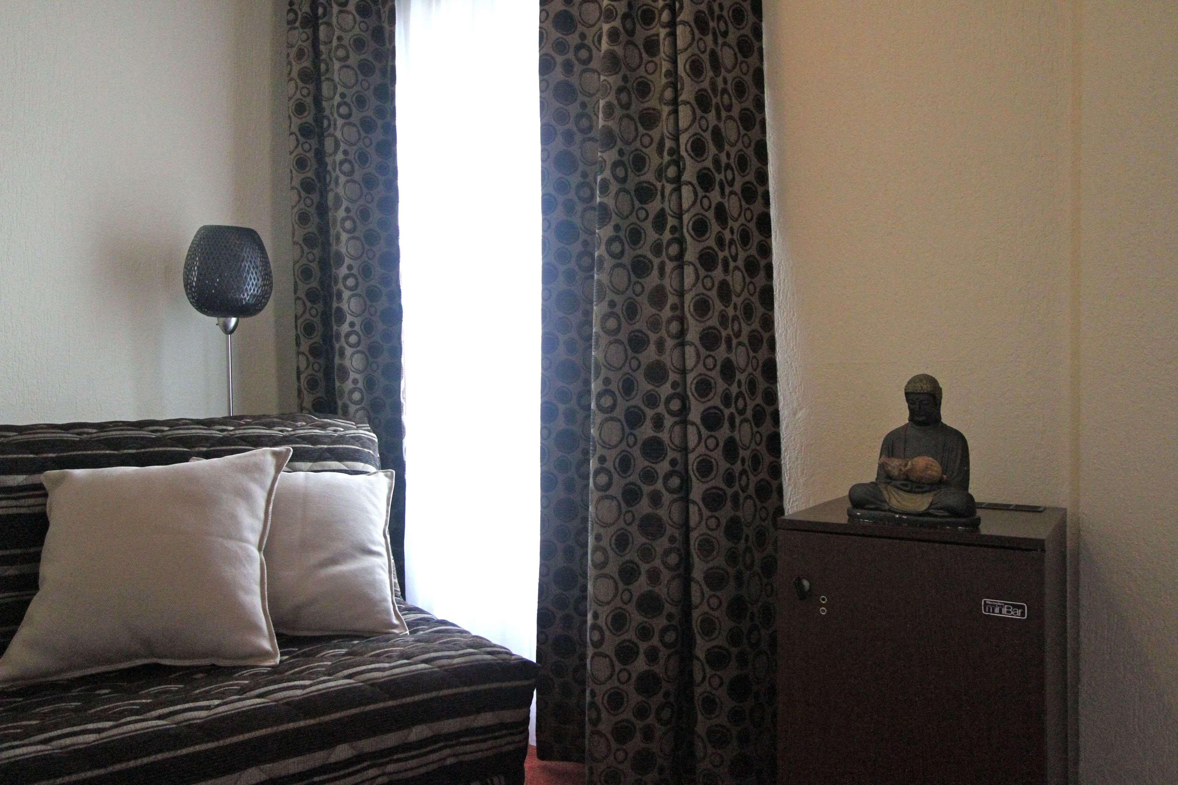 Kyriad Hotel Lamballe Exterior photo